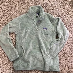 Women’s Patagonia pullover!